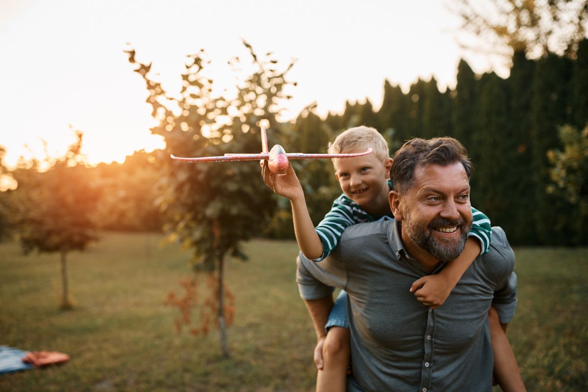 Five Memorable Ways to Honor Dad: The Backyard Edition