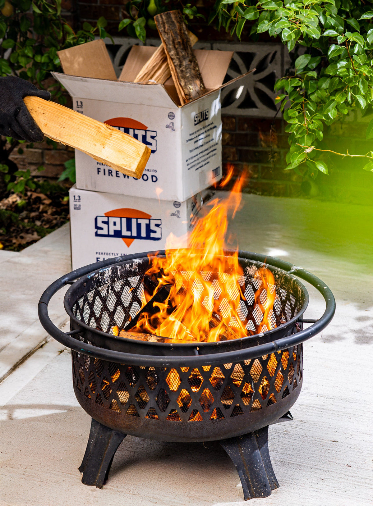 SPLITS – Perfectly Split Boxed Firewood for Cooking, BBQ, Pizza, Firepits, and More