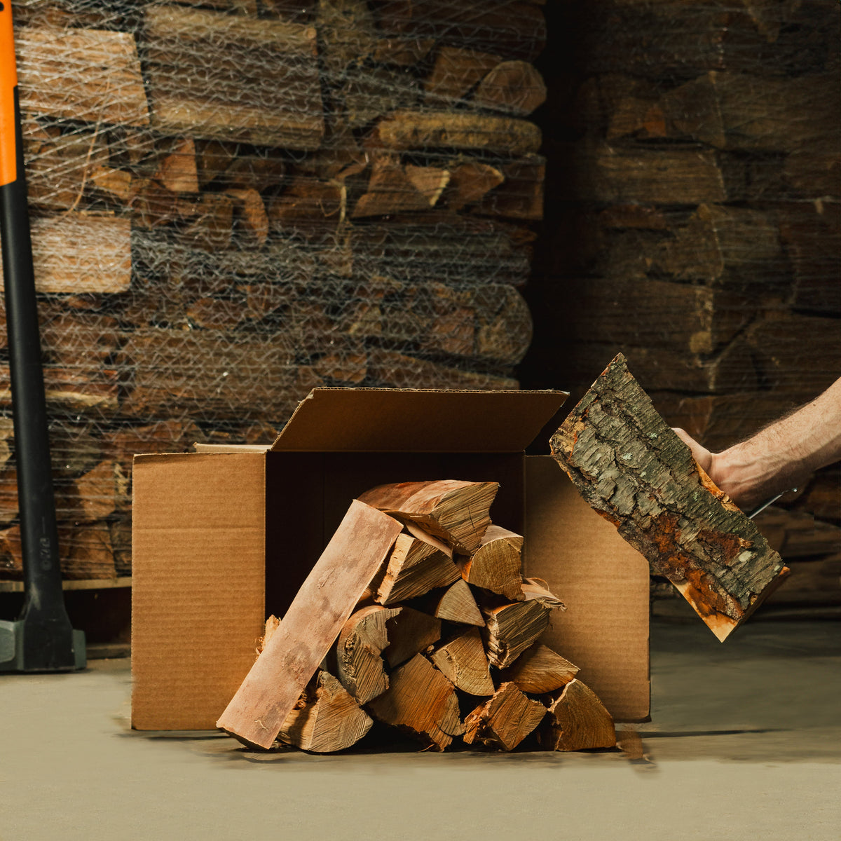 SPLITS – Perfectly Split Boxed Firewood for Cooking, BBQ, Pizza, Firepits, and More